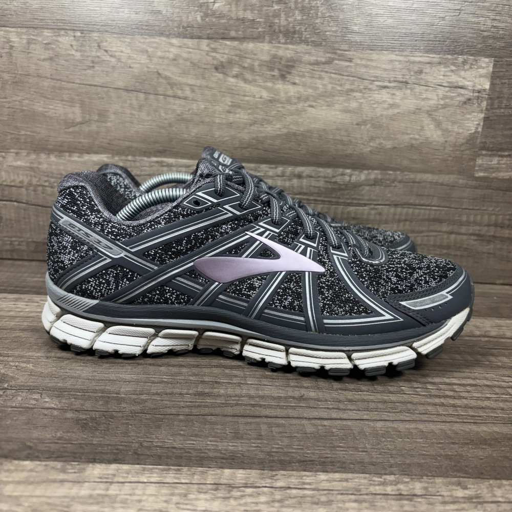 Brooks GTS 17 Gray Womens US Size 9 EUR 40.5 1202311B026 Running Shoes